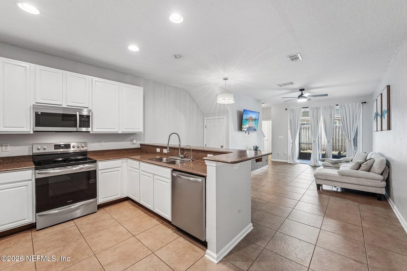 12274 Black Walnut Ct, Jacksonville, FL 32226