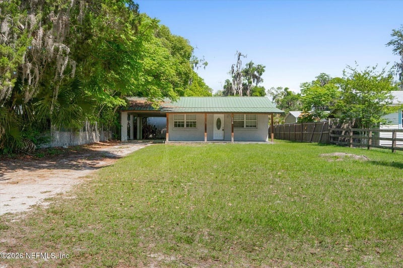 116 Oakland Ave, San Mateo, FL 32187