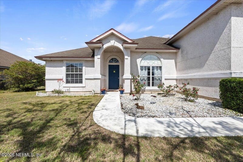 2303 Ravines Lake Rd, Middleburg, FL 32068