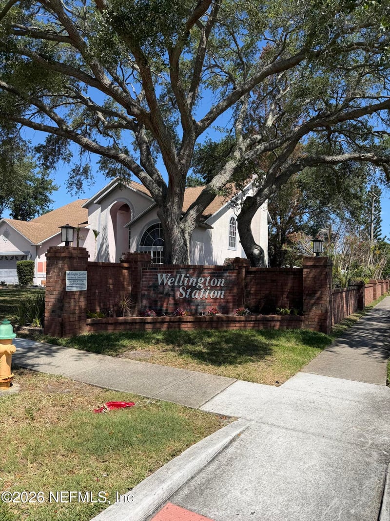 1462 Wellington Cir, Rockledge, FL 32955