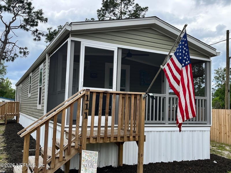 111 - 113 Wateroak Rd, Satsuma, FL 32189