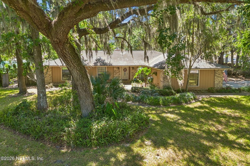 36 Swimming Pen Dr, Middleburg, FL 32068