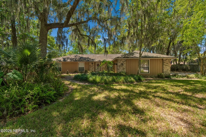 36 Swimming Pen Dr, Middleburg, FL 32068