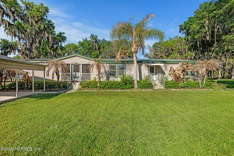 105 Lake George Dr, Georgetown, FL 32139