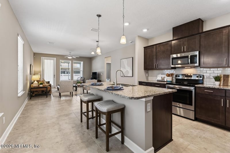 73 Forest Edge Dr, St Johns, FL 32259