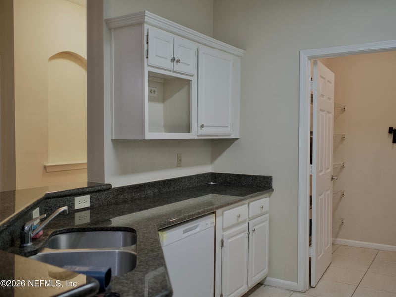 10000 Gate Pw #1614, Jacksonville, FL 32246