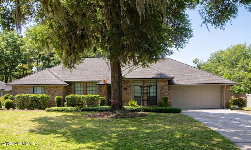 13832 Carters Grove Ln, Jacksonville, FL 32223