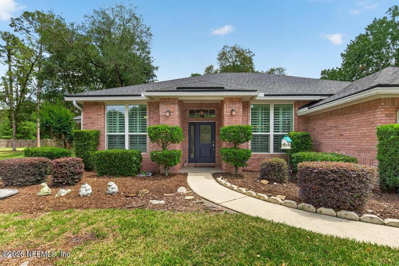 1525 Stratford Ct, St Johns, FL 32259