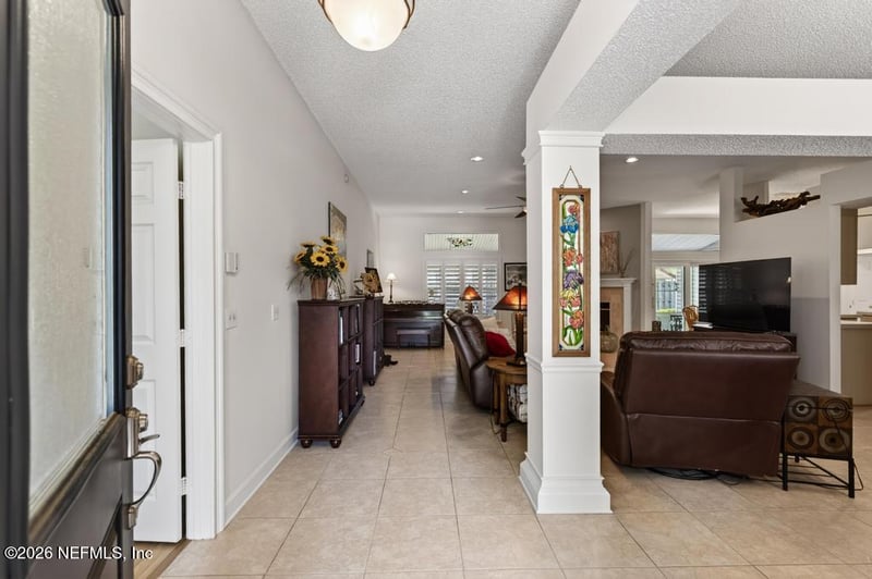 1525 Stratford Ct, St Johns, FL 32259