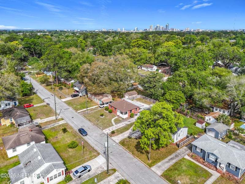 3347 Sylvia St, Jacksonville, FL 32207