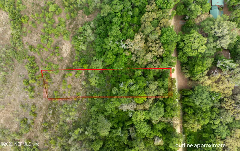 141 Fishermans Dr, Interlachen, FL 32148