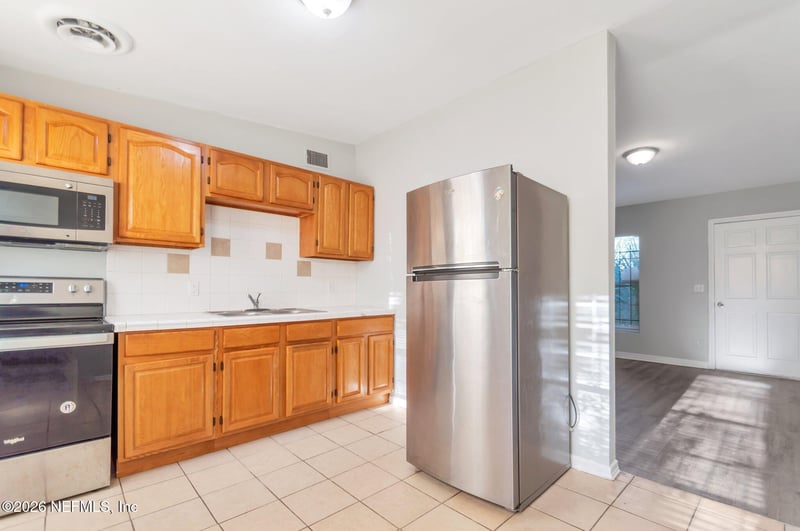 6109 Strawflower Pl, Jacksonville, FL 32209