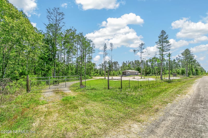 10750 Crotty Ave, Hastings, FL 32145