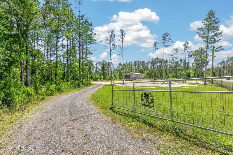 10750 Crotty Ave, Hastings, FL 32145