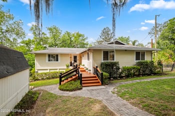 212 Wesley Rd, Green Cove Springs, FL 32043