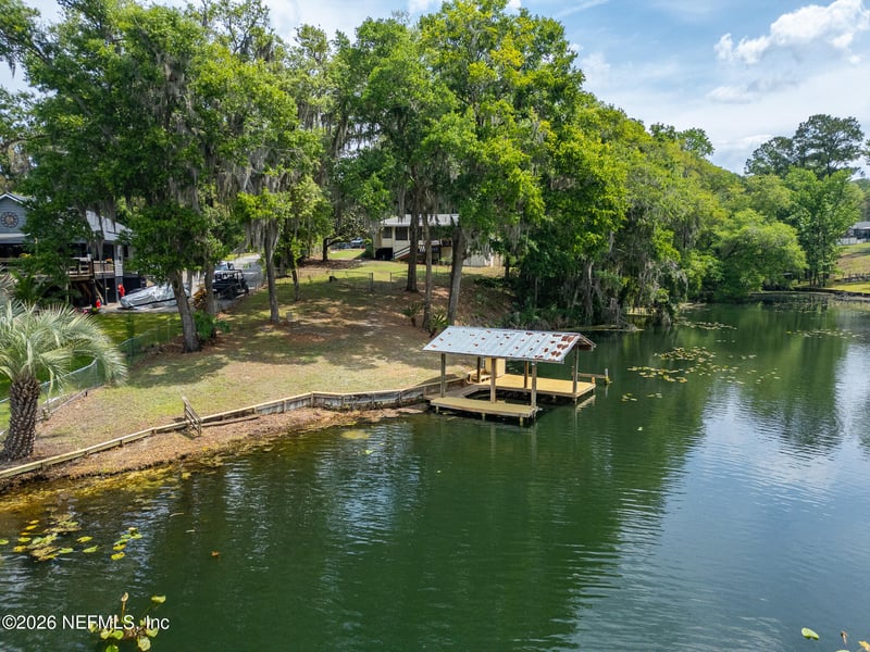 212 Wesley Rd, Green Cove Springs, FL 32043