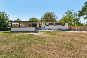 472 Sigsbee Rd, Orange Park, FL 32073