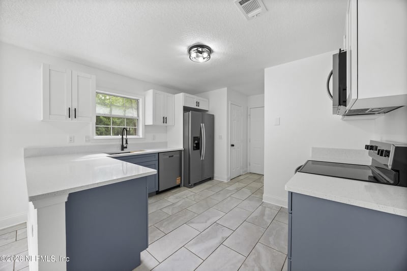 5158 Sweat Rd, Green Cove Springs, FL 32043