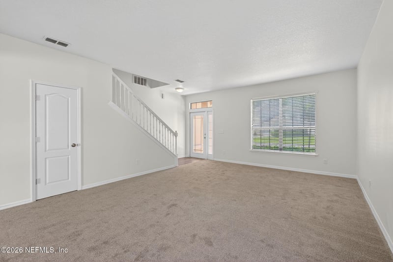 14033 Devan Lee Dr, Jacksonville, FL 32226