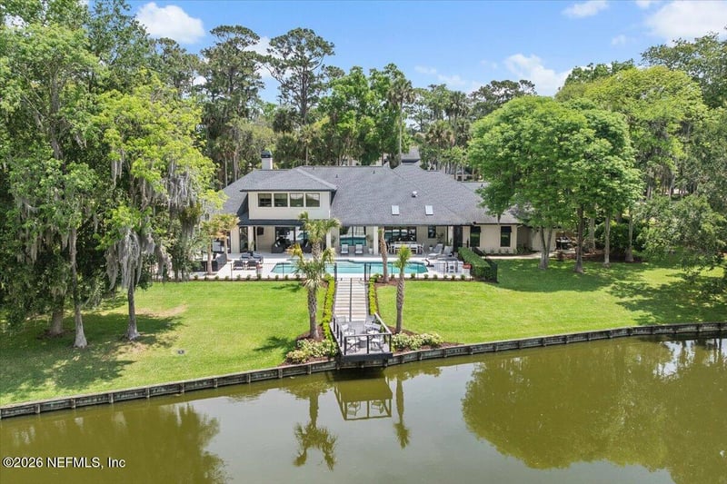 8049 Whisper Lake Ln, Palm Valley, FL 32082