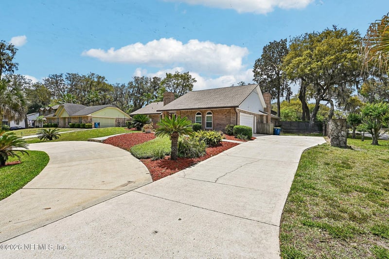 4848 Charles Bennett Dr, Jacksonville, FL 32225