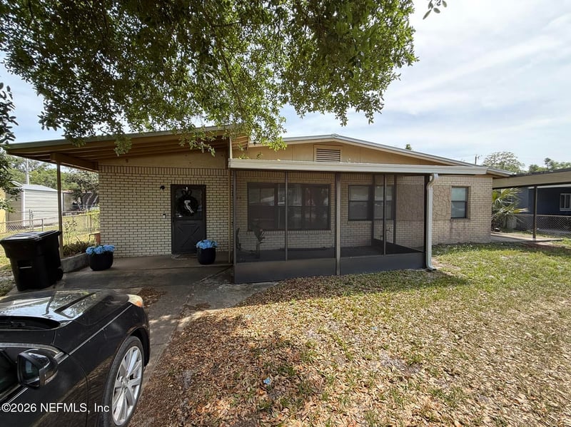 3205 Weaver Rd, Palatka, FL 32177