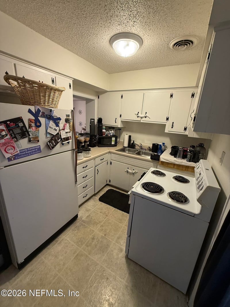 3205 Weaver Rd, Palatka, FL 32177