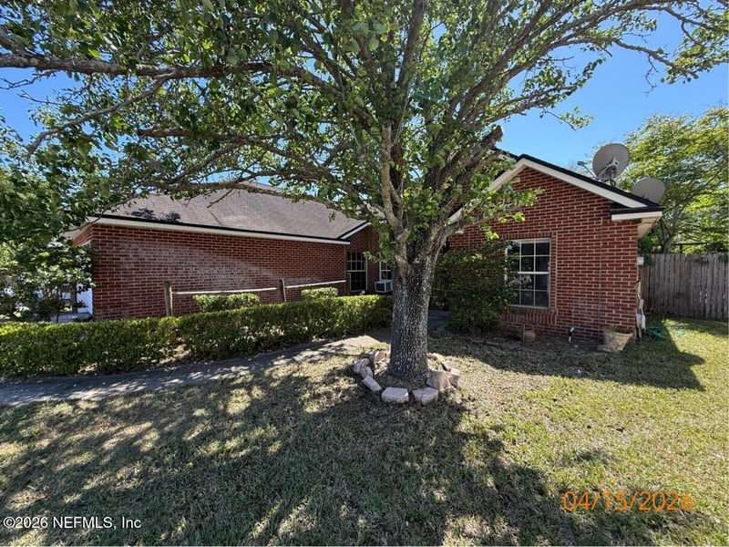 9136 Upstream Ct, Jacksonville, FL 32225