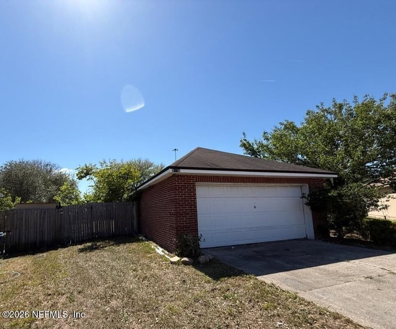 9136 Upstream Ct, Jacksonville, FL 32225