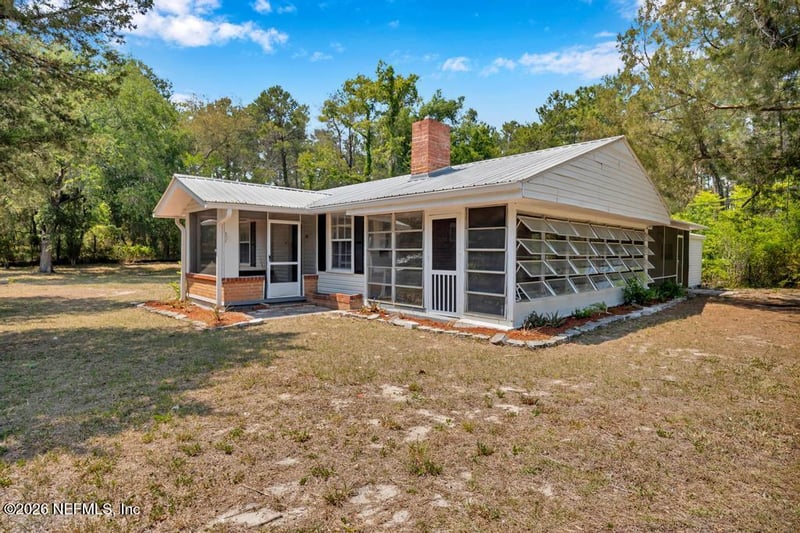 166 Hernando Dr, Florahome, FL 32140