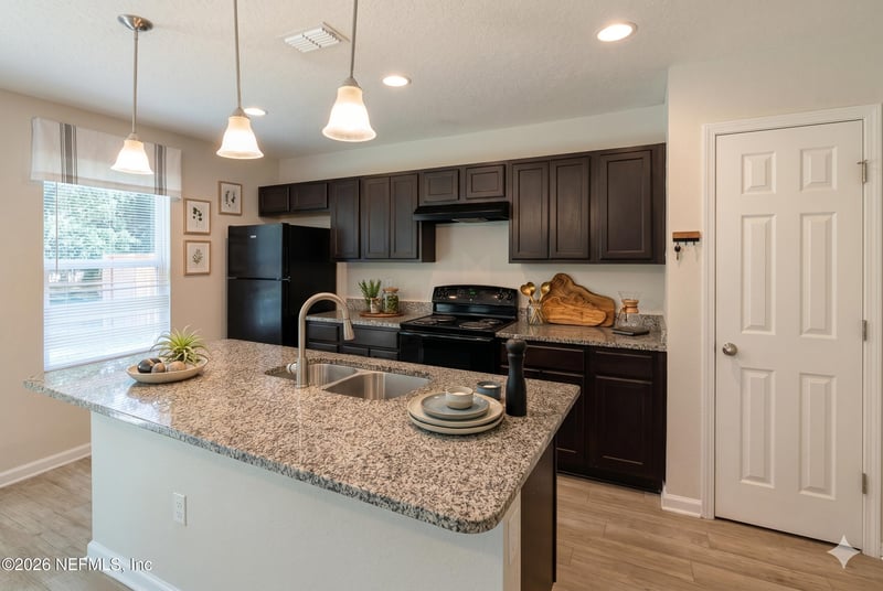 5582 Longspur Ct, Jacksonville, FL 32219