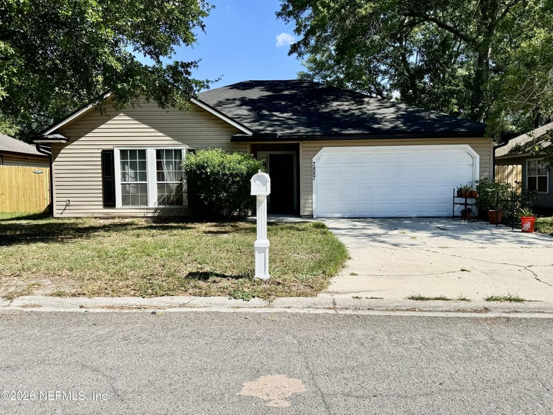 7887 Macdougall Dr, Jacksonville, FL 32244