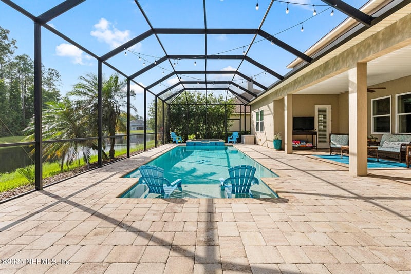 156 Wellwood Ave, St Johns, FL 32259