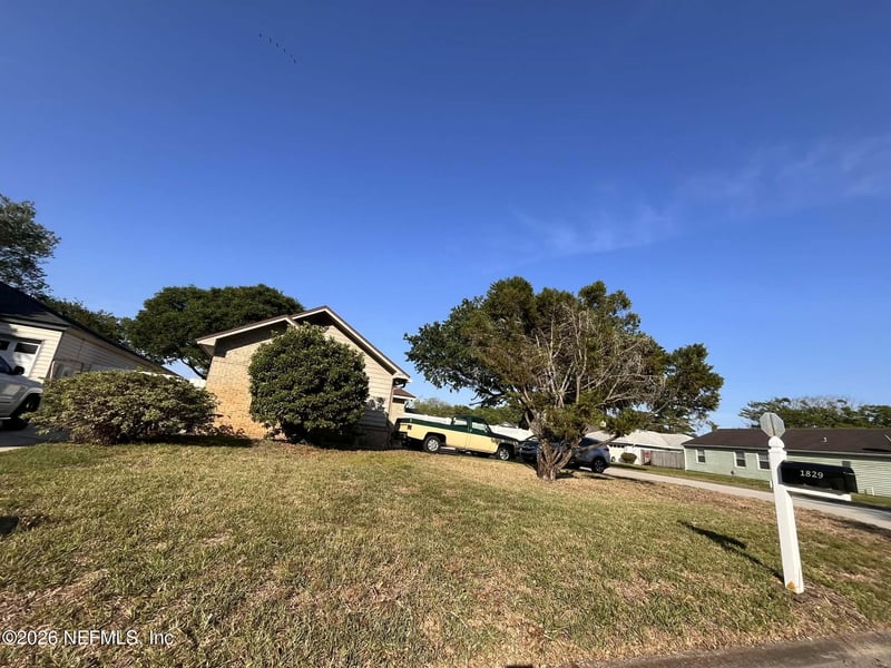 1829 Ashmore Green Dr, Jacksonville, FL 32246