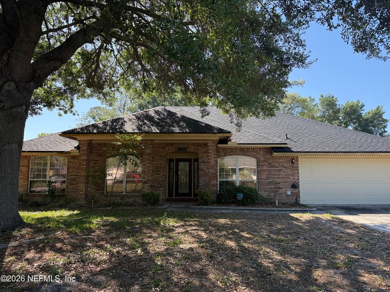 2358 Stonebridge Dr, Orange Park, FL 32065