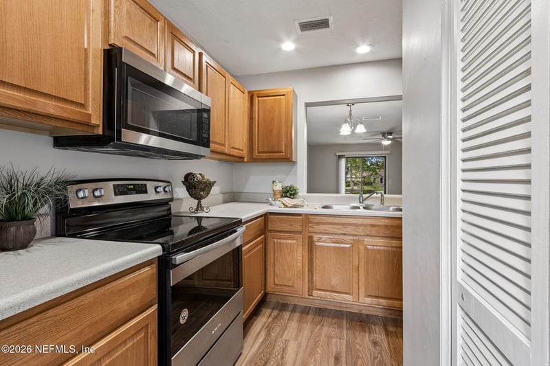 3801 Crown Point Rd #1184, Jacksonville, FL 32257