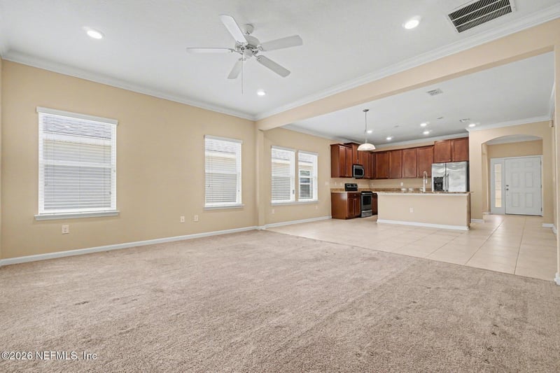 16181 Dowing Creek Dr, Jacksonville, FL 32218