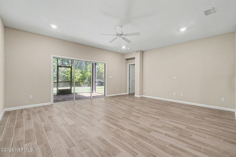 10143 Ramsey Falls Dr, Jacksonville, FL 32222