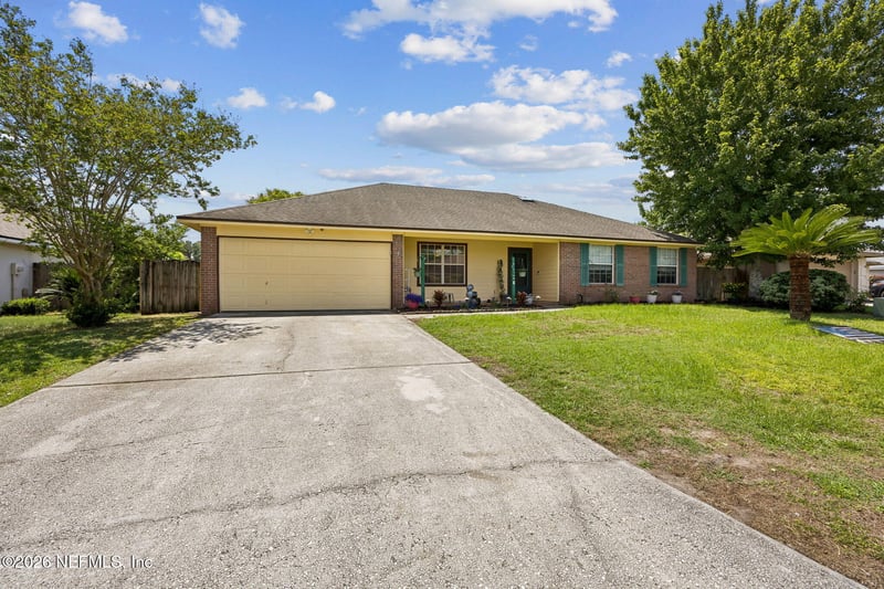 3277 Avalon Dr, Green Cove Springs, FL 32043