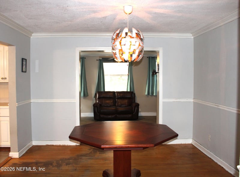 8648 Emerald Isle Cir, Jacksonville, FL 32216