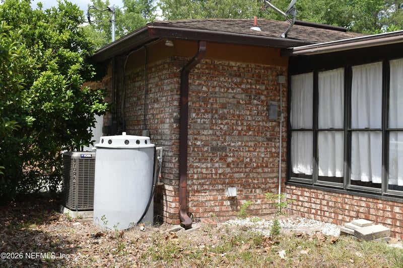 579 Tara Farms Dr, Middleburg, FL 32068