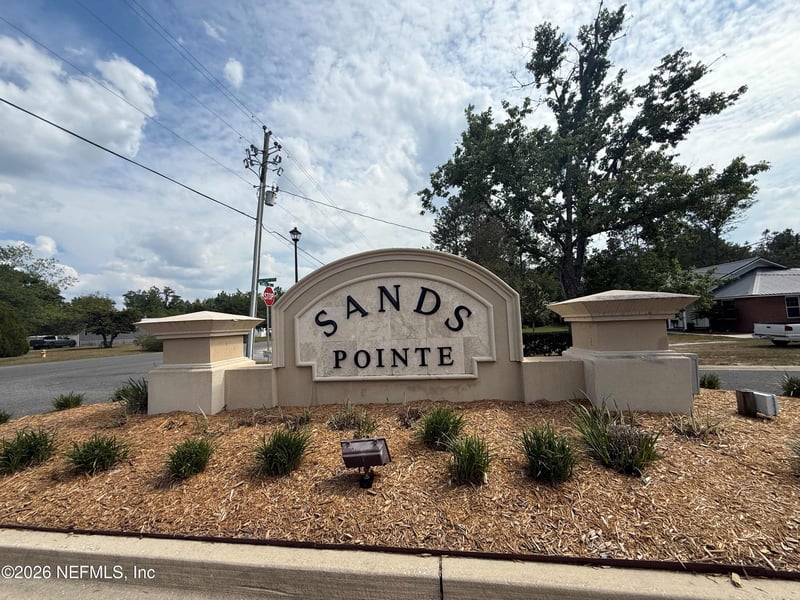 5980 Sands Pointe Dr, Macclenny, FL 32063