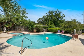 8003 Lourdes Dr, Jacksonville, FL 32210