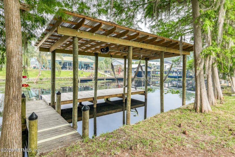 131 Sanjan Dr, Satsuma, FL 32189