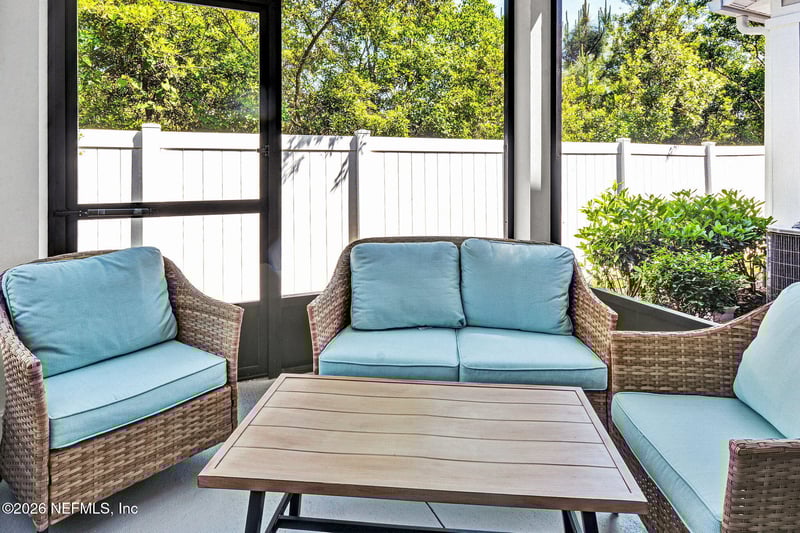 14113 Backbarrier Rd, Jacksonville, FL 32224