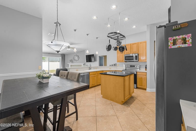 908 Doty Branch Ln, St Johns, FL 32259