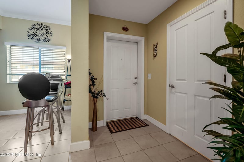 9745 Touchton Rd #327, Jacksonville, FL 32246