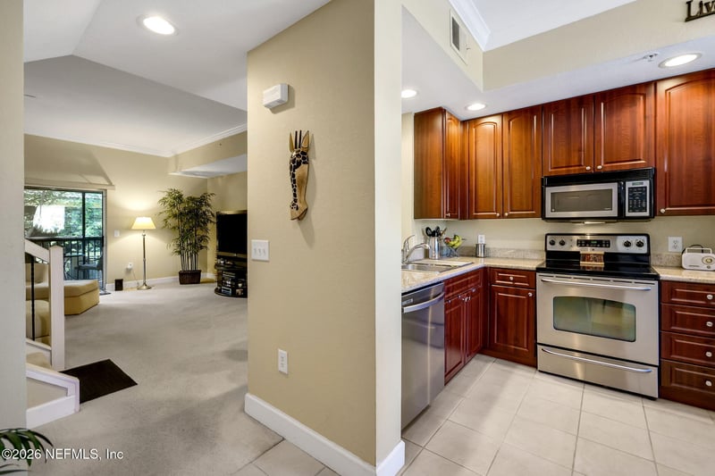 9745 Touchton Rd #327, Jacksonville, FL 32246