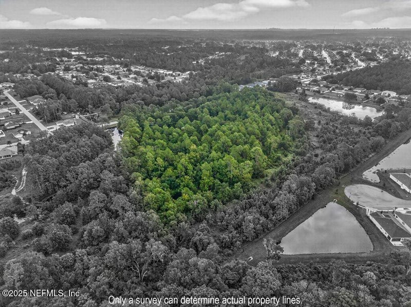 London Dr, Palm Coast, FL 32137