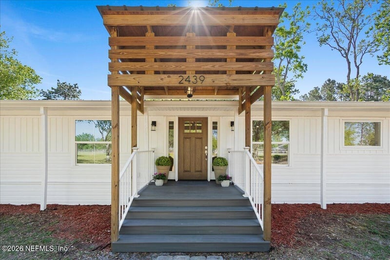 2439 Quarterhorse Trl, Middleburg, FL 32068